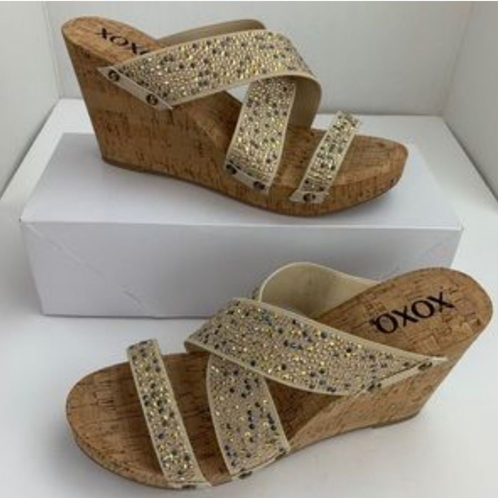 XOXO Tan Belicia Stud Embelished Strappy Wedge Platform Sandals Size 7 - Picture 2 of 5